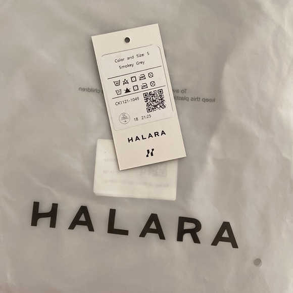 Halara In My Feels Cloudful Crossover Color Block Leggings - Picture 8 of 8